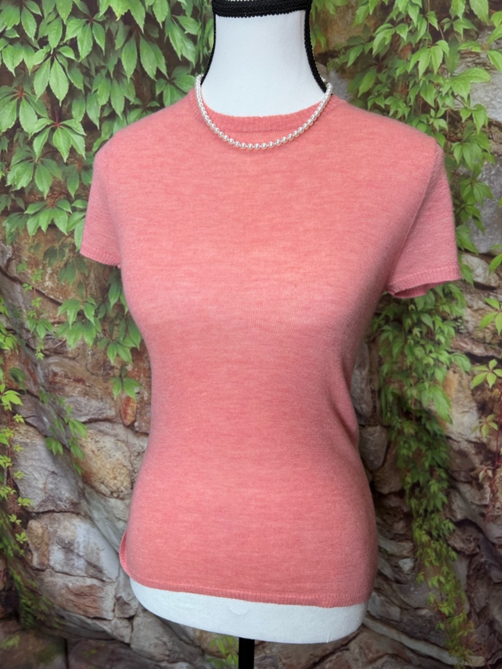 GENE MEYER Quiet Luxury Salmon Fine Knit Crewneck Cashmere Sweater, XS - Picture 2 of 7